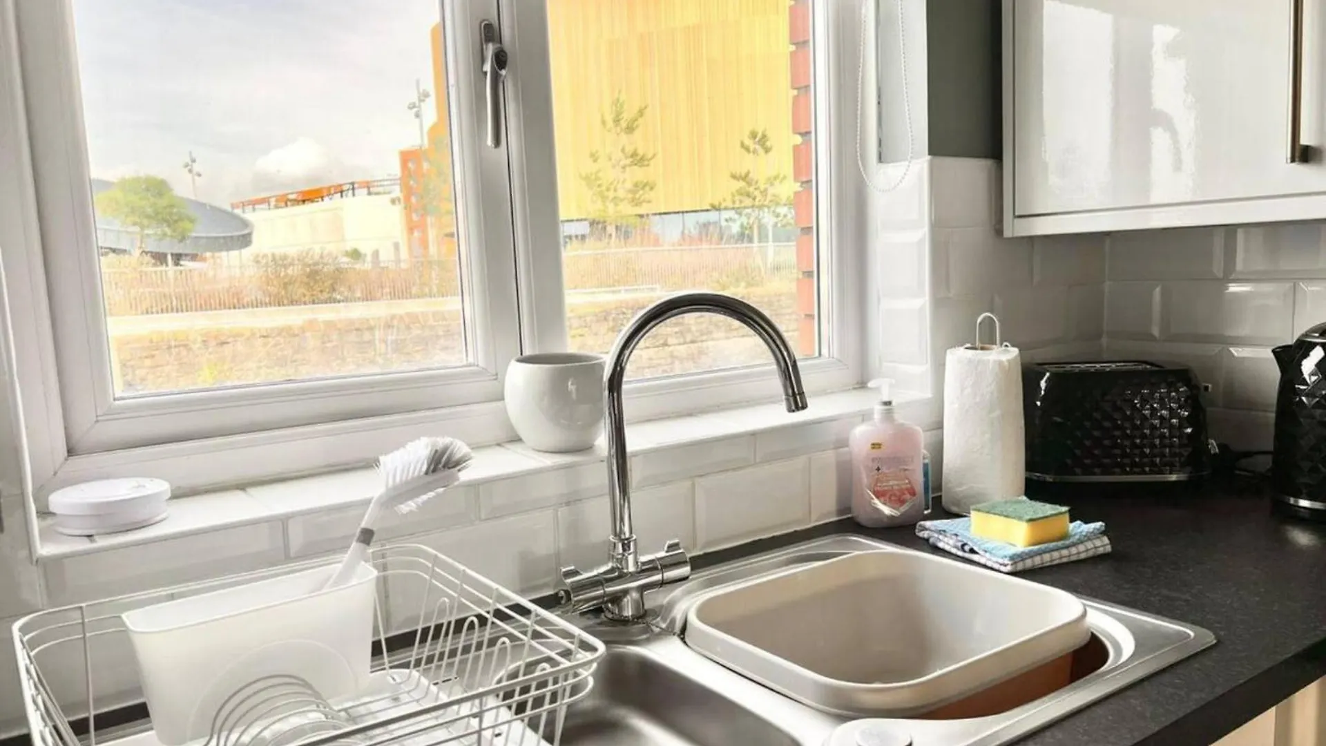 Pass The Keys Cosy Flat In Maritime Quarter Apartment Swansea United Kingdom